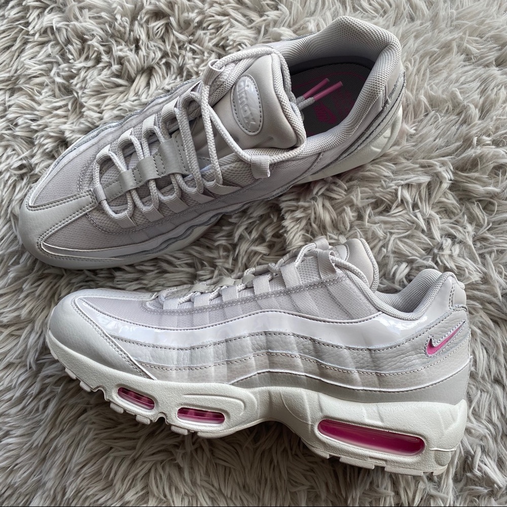 Nike Air Max ‘95 🎀 - Picture 11 of 12